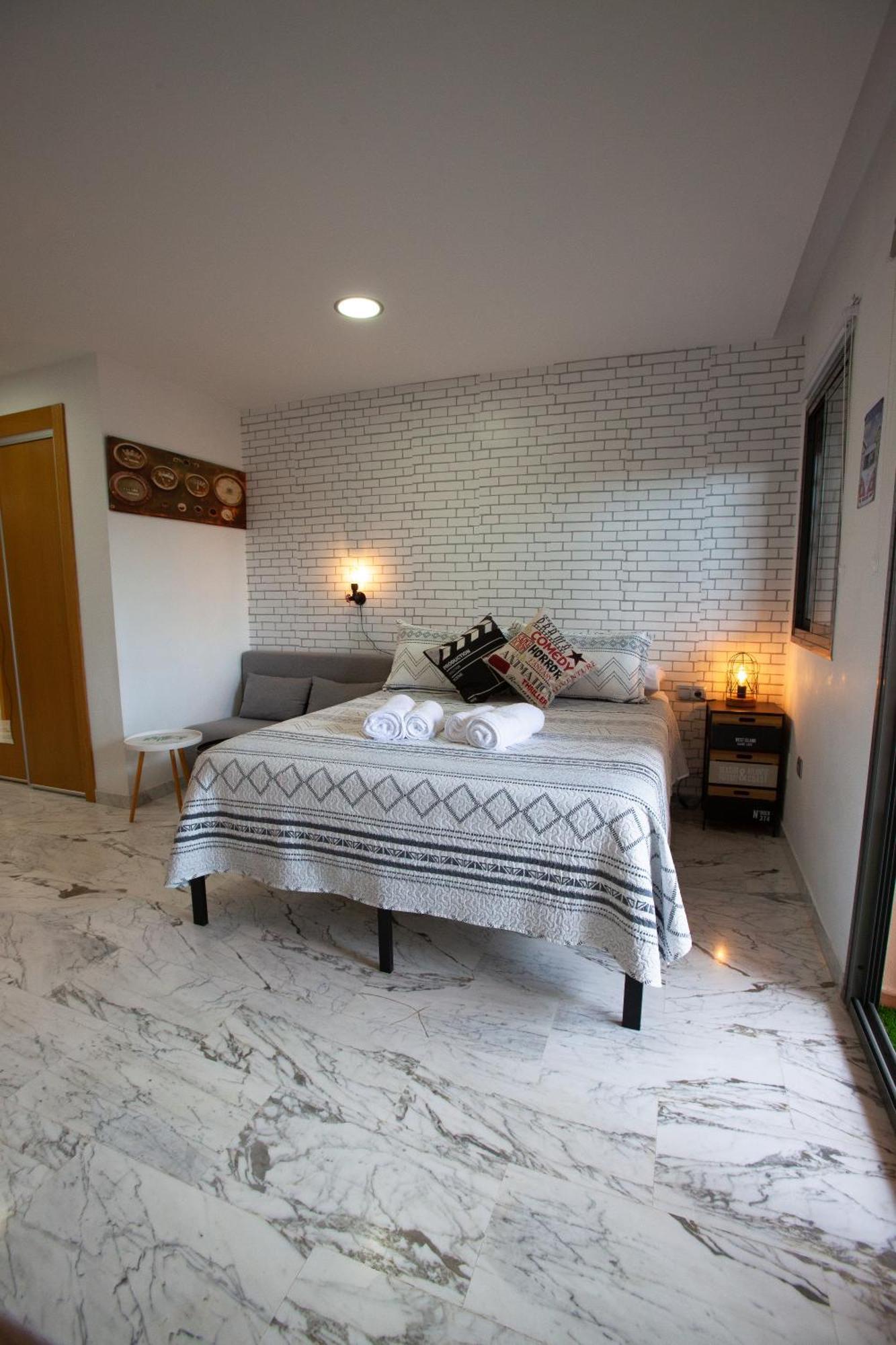Suites Beach Nature Velez Malaga Rom bilde